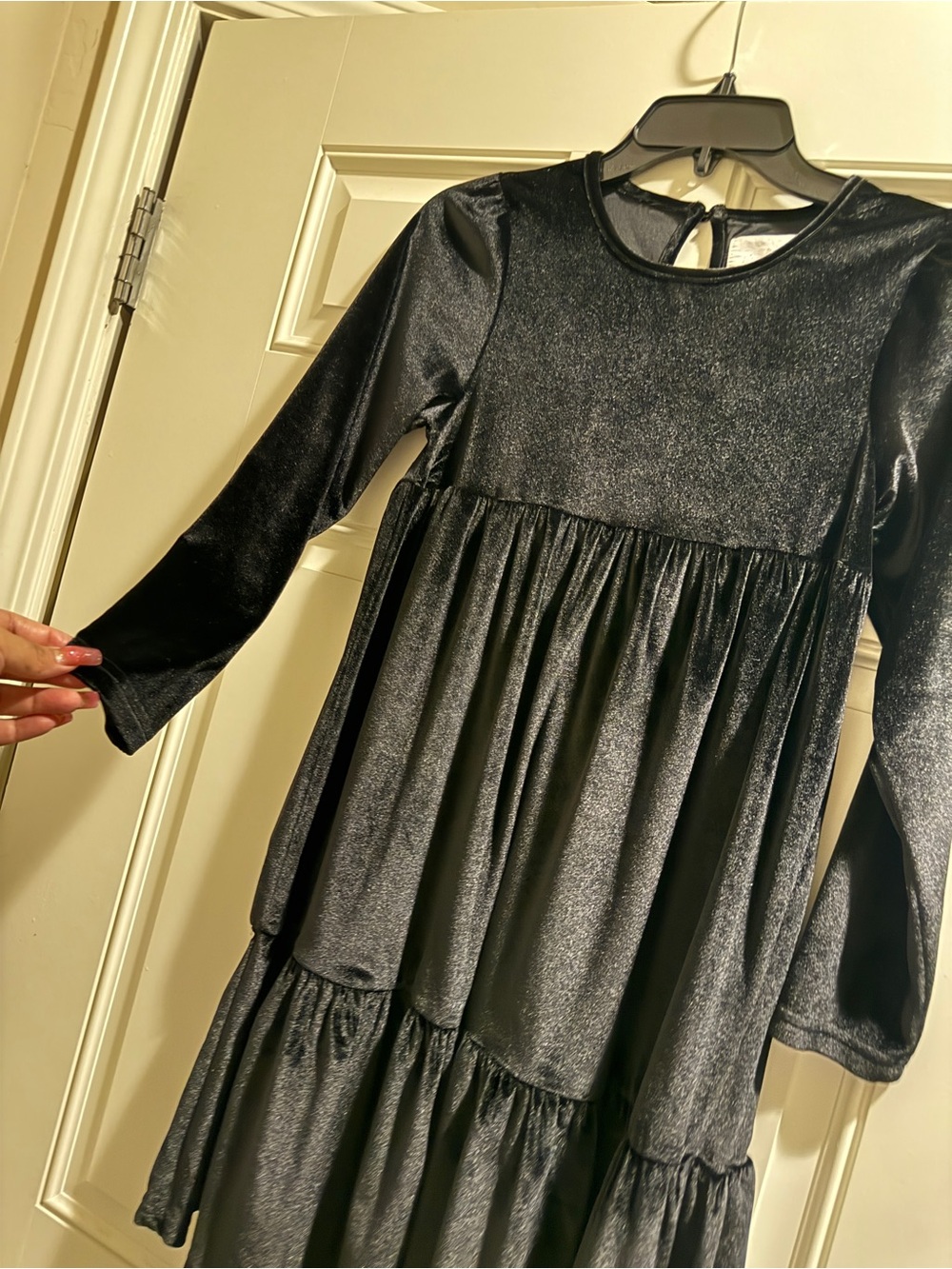 Sugar Moon Girls Black Velvet Tiered Midi Dress Size 14